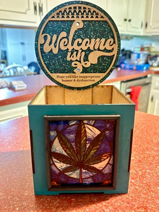 Hand crafted wooden Planter Box w/interchangeable scenes Mother’s Day is coming! - Picture 5 of 6